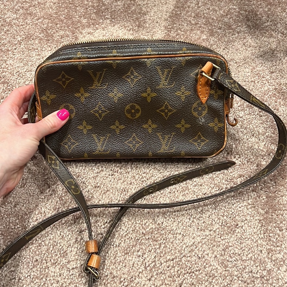 Louis Vuitton cross body